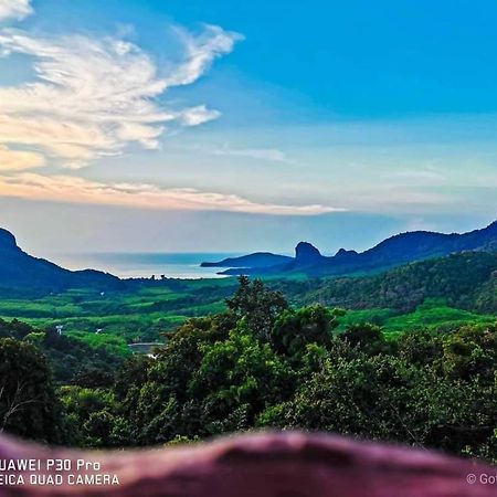 Koh Phaluay Eco Resort 素叻他尼 外观 照片